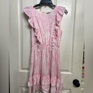 Pink and White patterned Aqua short dress. Aqua from Bloomingdale’s- Size Small.